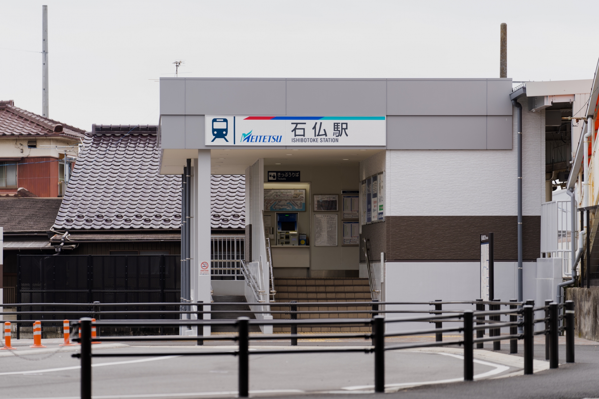 名鉄犬山線、石仏駅の写真